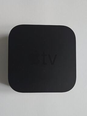 Apple 4K TV 2nd Generation, Model A2169 Media Streamer